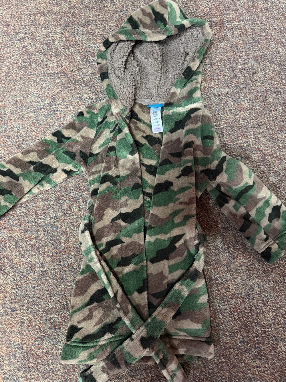 Kids' Hooded Camo Bath Robe โ Green and Brown Camouflage